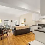 Town Centre Apartment, Clifden